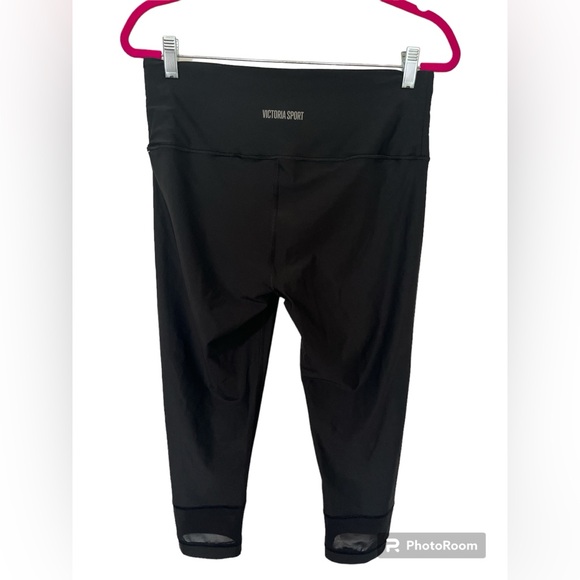 Victoria Sport LIKE NEW Cropped Leggings with Mesh - Black - Sz Large - Picture 3 of 8